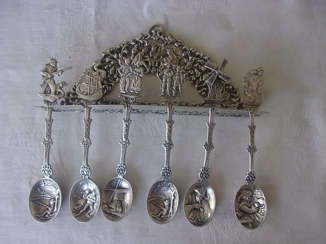 Set of 6 vintage Dutch silver plated teaspoons with stand