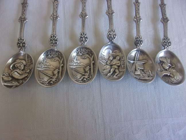 Set of 6 vintage Dutch silver plated teaspoons with stand