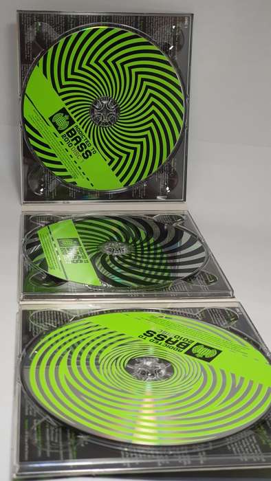 Ministry of Sound: Addicted to Bass 2010 / Various - Over 60 tracks