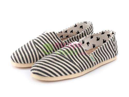 PAEZ SHOES, SURFY ALASKA