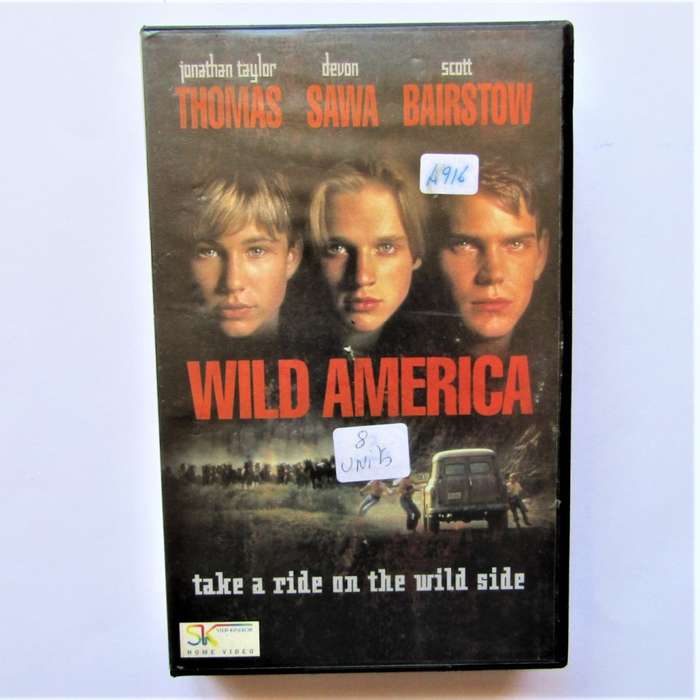 Wild America - Jonathan Taylor Thomas - VHS Video Tape (1997)