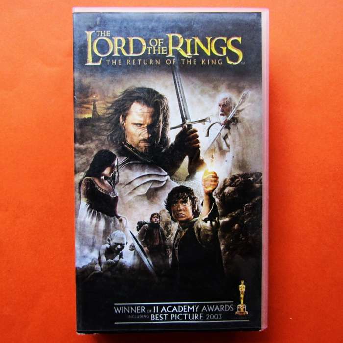 Lord of the Rings - The Return of the King - Movie VHS Tape (2004)