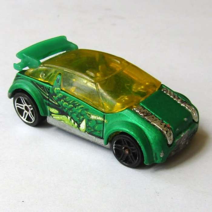 2004 Hot Wheels Super Gnat Car