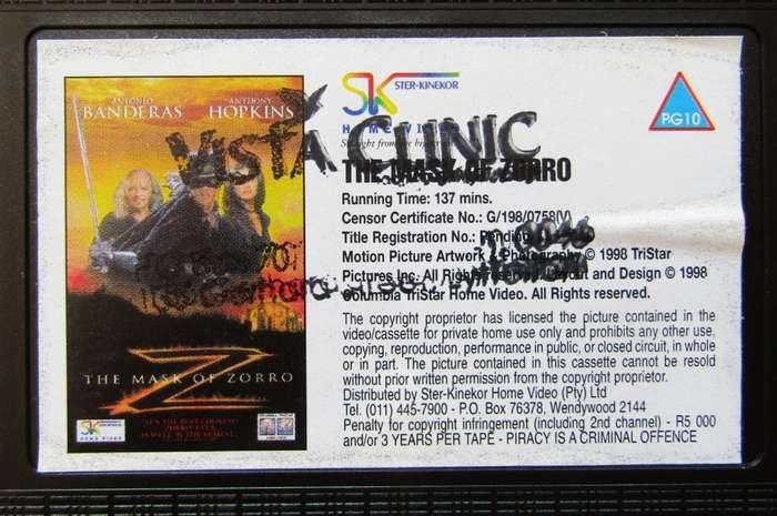 The Mask of Zorro - Movie VHS Tape (1998)