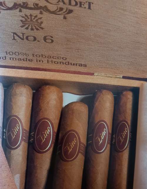 Hand Selected Cigars of the World   by Aurelio Pastor