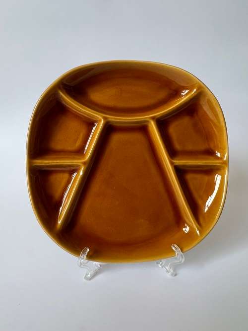Longchamp France Partitioned Plates