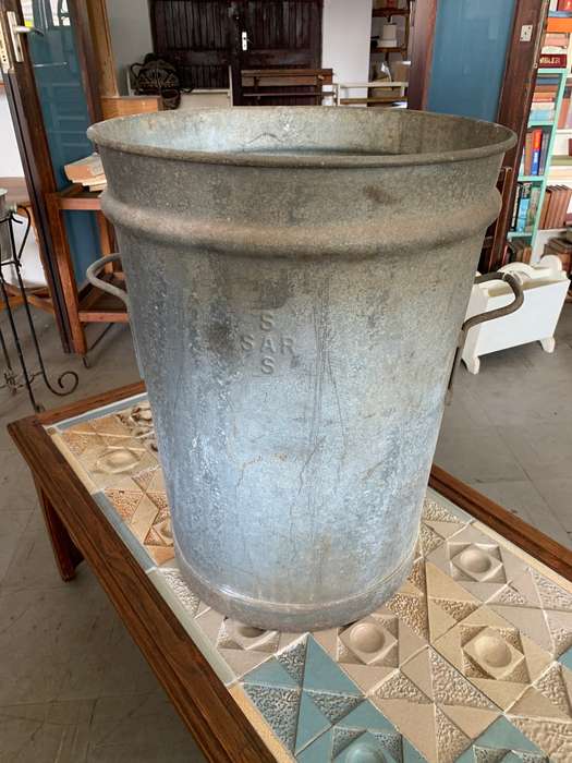 SAR Galvanised Rubbish Bin