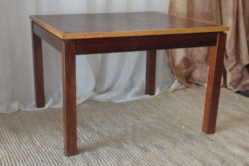 AN AWESOME SQUARE SOLID IMBUIA COFFEE/ OCCASIONAL TABLE WITH A BEAUTIFUL CONTRASTING OAK BORDER