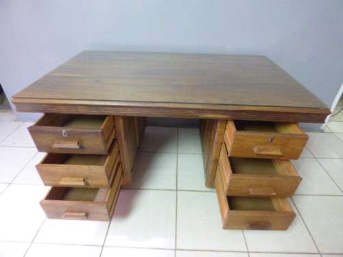 A FABULOUS VINTAGE 6 DRAWER SOLID TEAK DESK WITH A GLASS OVERLAY! GORGEOUS IN YOUR HOME OR OFFICE