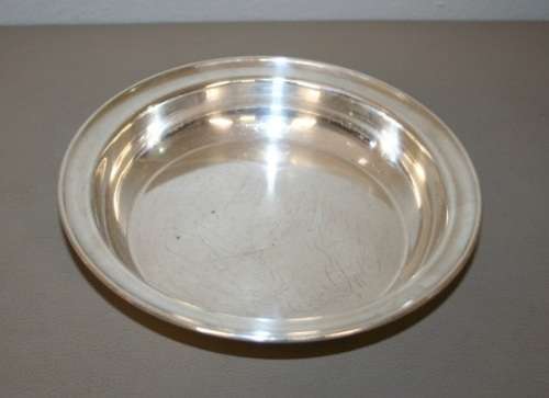 A STUNNING VINTAGE DOME "LIDDED" SILVER PLATED BUTTER DISH IN WONDERFUL CONDITION
