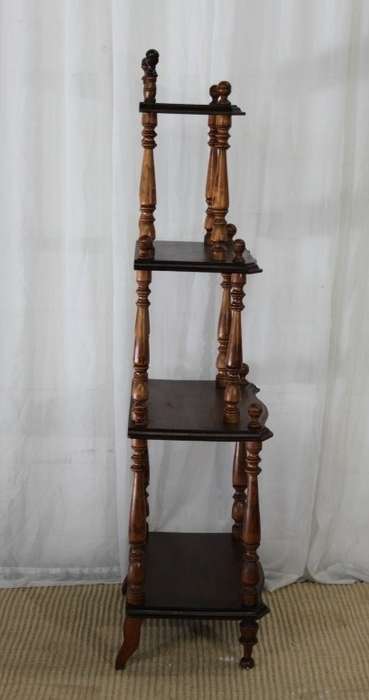 A STUNNING TALL VINTAGE FOUR-TIER "WHATNOT" DISPLAY SHELF IN GREAT CONDITION