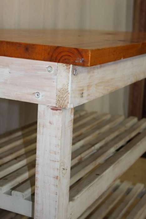 AN AWESOME "RUSTIC" SIDE SERVER WITH SLATTED SHELVES = PREFECT FOR INFORMAL AREAS