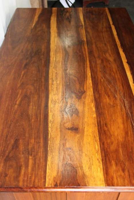 A SUPERB LARGE 6-DRAWER SOLID KIAAT EXECUTIVES DESK w/ STUNNING PERIOD HANDLES IN GREAT CONDITION