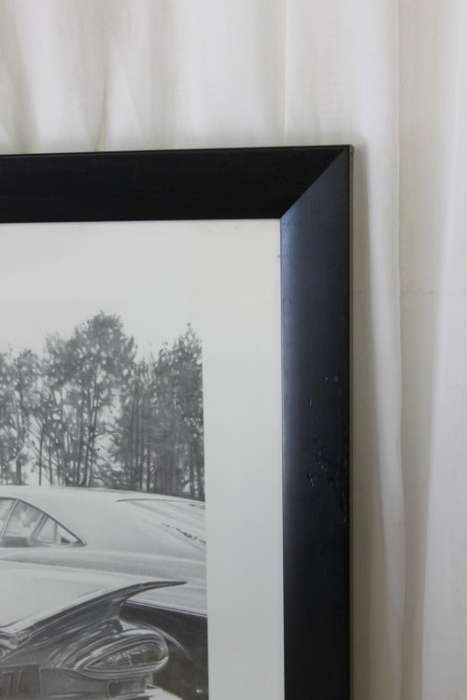 A WONDERFUL SIGNED LIMITED EDITION PRINT (No. 225 OF 500) OF A 1959 CHEV BELAIR BY DEAN SIMON