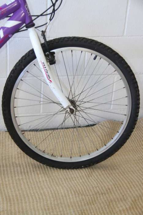 A fantastic Totem "CX 100" 21 speed off road bike in great condition - RS17Sale