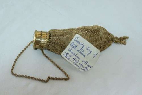 A beautiful vintage Art Deco "gold" wire mesh ladies formal evening bag with diamante in the lid