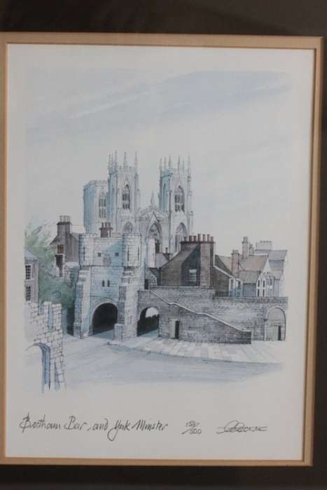 Stunning limited edition "Bootham Bar and York Minster" framed print in awesome condition - RS17Sale
