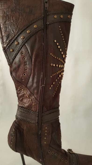 A beautiful and very sexy pair of brown ladies 1to3 mid-calf "studded" stiletto heel zip-up boots