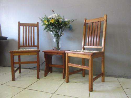 2x fabulous vintage solid wooden riempie dining room chairs, beautiful!! Price/chair