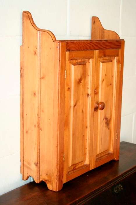 Gorgeous vintage solid Oregon double-door bathroom/ medicine/ vanity wall cabinet - RS17Sale