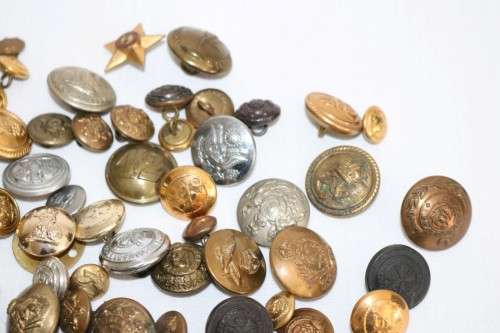 A massive JOB LOT of assorted tunic buttons of various sizes - over 200 buttons!! | RS17Sale