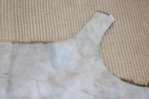 **RS17** An awesome (1,3m x 1m) genuine Blesbok skin/ hide mat in great condition