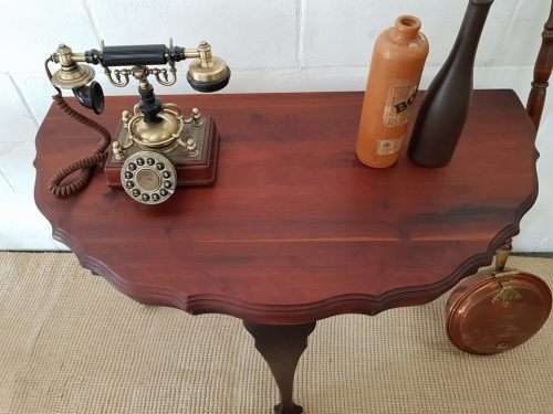 A beautiful vintage (larger than normal) ball & claw Imbuia half moon display/occasional table - wow