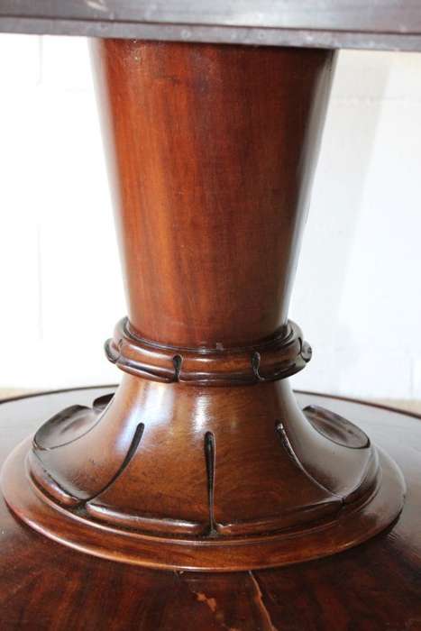 An amazing antique William IV (c1830) large Rosewood centre pedestal table on brass castors