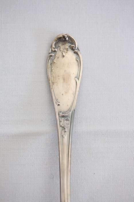 A beautiful vintage (boxed) German made "Wilkens" 90 silver plated gravy ladle and meat fork set