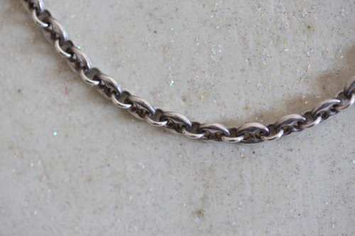A wonderful sterling silver unisex chain with a beautiful design in stunning condition