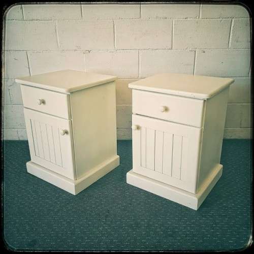 An awesome pair of white Duco bedside pedestals with a single drawer on runners & a cupboard