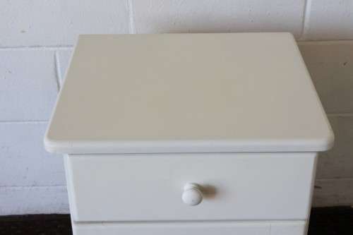 An awesome pair of white Duco bedside pedestals with a single drawer on runners & a cupboard
