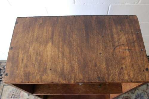 **RS17** Wonderful dark wood bookcase w three shelves - ample space for books or even collectables!
