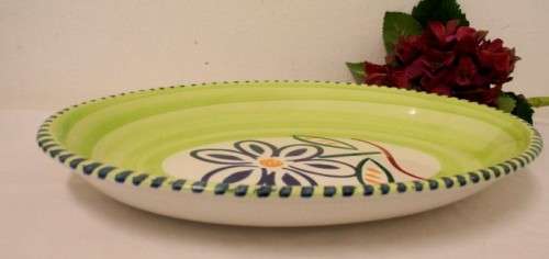 **RS17** A stunning decorative Italian made oval ceramic serving platter in excellent condition.