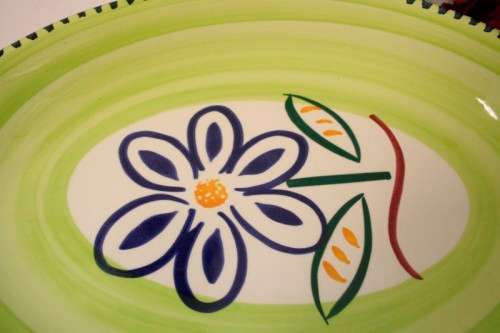 **RS17** A stunning decorative Italian made oval ceramic serving platter in excellent condition.