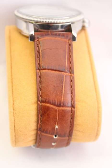 A superb large face gents "Limited Edition" Ingersoll Automatic Retrograde gents wrist watch