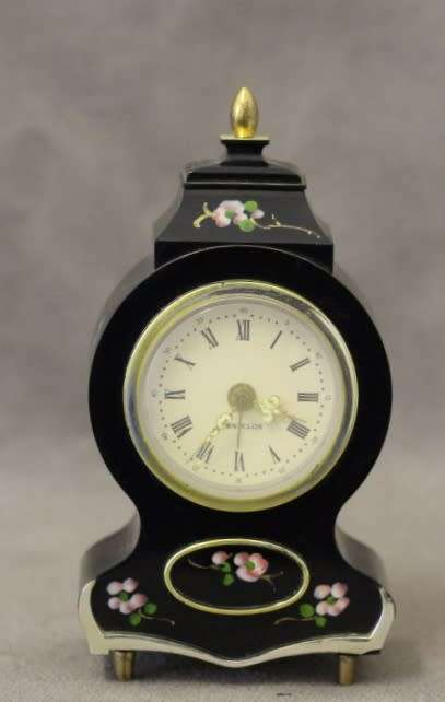 A gorgeous vintage "Westclox" floral design wind up clock, working. Lifespace Sale