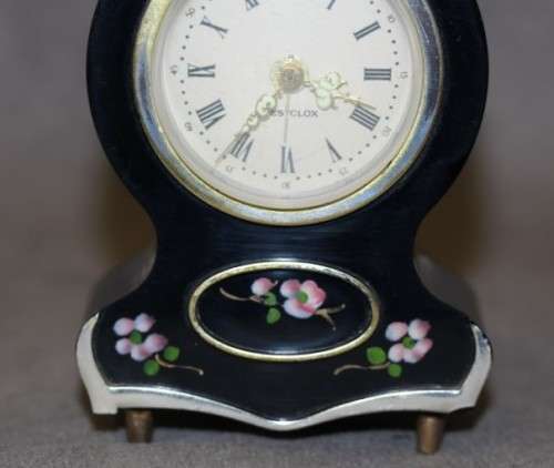 A gorgeous vintage "Westclox" floral design wind up clock, working. Lifespace Sale