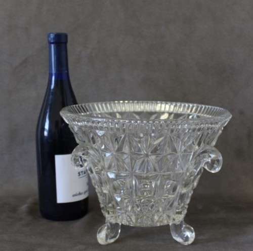 An exquisite classic designed footed crystal champagne/ wine cooler ice bucket.
