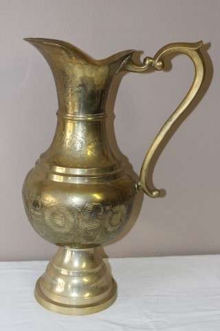 A beautiful large vintage solid brass pitcher/ jug with ornate hand chased detailing. Fabulous!!!!