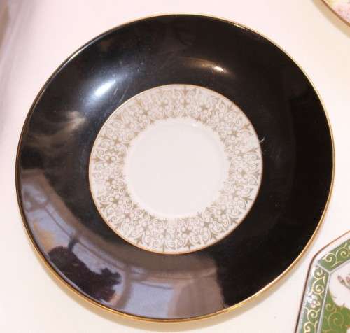 A gorgeous collection of 6 plates of different shapes, sizes and designs. perfect wall display!
