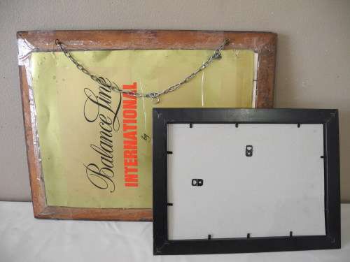 Two pretty frames for photos or certificates. Lovely in all rooms!Lifespace Sale