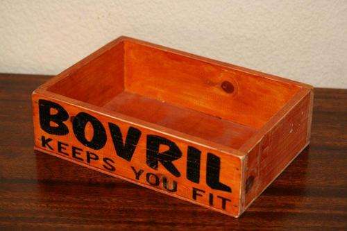 A STUNNING BOVRIL DISPLAY BOX!!! THIS IS SO COOL....