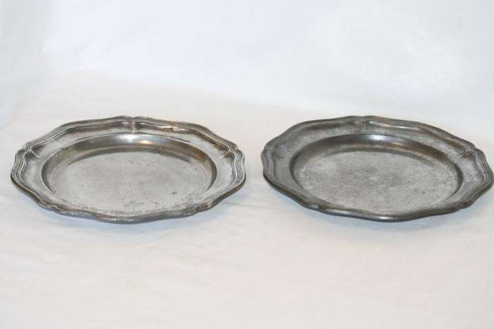 STUNNING OLD HALLMARKED ENGLISH PEWTER PLATES! EXCEPTIONAL HEAVY PLATES - BID PER PLATE!