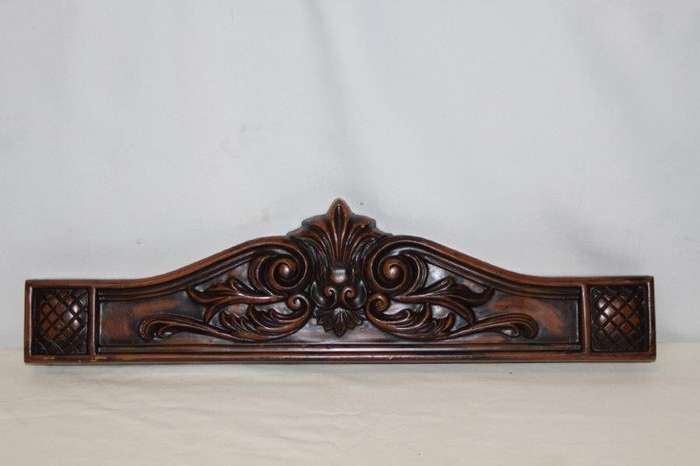 WOW!!! A GORGEOUS MOULDED MANTEL PIECE OR STUNNING TOP PIECE FOR A CUPBOARD!!!!