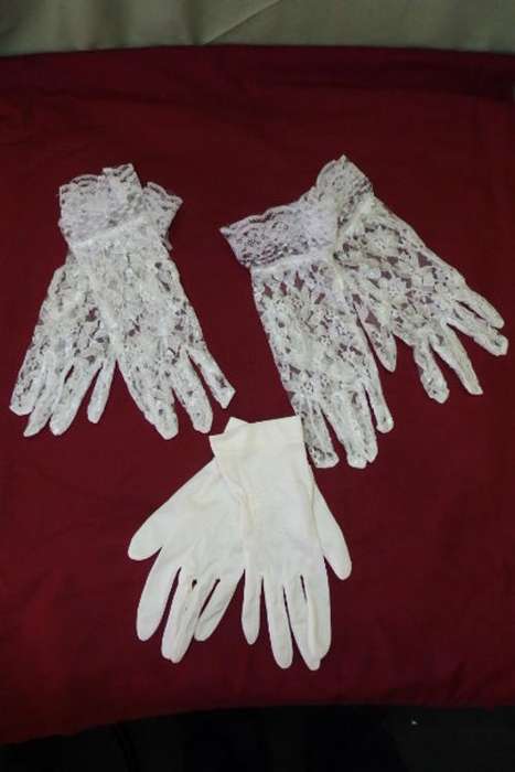 THREE EXQUISITE PAIRS OF LADIES "FORMAL" GLOVES INCLUDING TWO VERY PRETTY LACE PAIRS