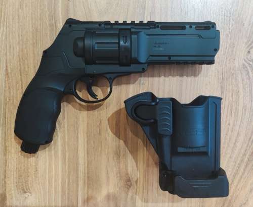 Umarex HDR50 .50 Cal revolver (20 Joule) + holster + 3 mags + 230 rounds + 18 x CO2 cartridges