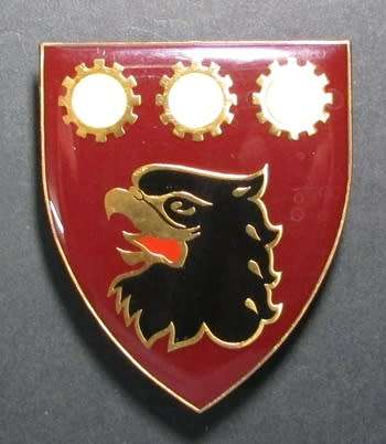 SADF - 44 Parachute Brigade Maintenance Unit Shoulder Flash ( White Cogs - Owen F23 )