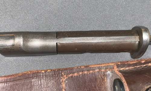 FN/UZI Bayonet with Frog ( Type B )