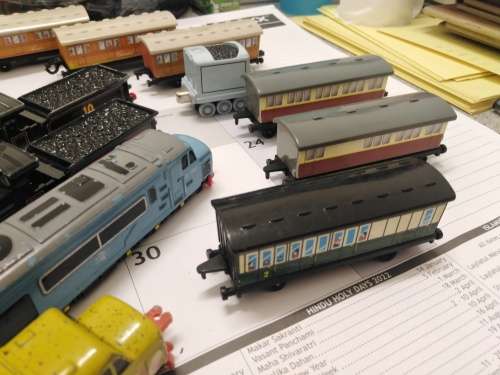 22 x Super Nice THomas  And Frends Die Cast Toys.